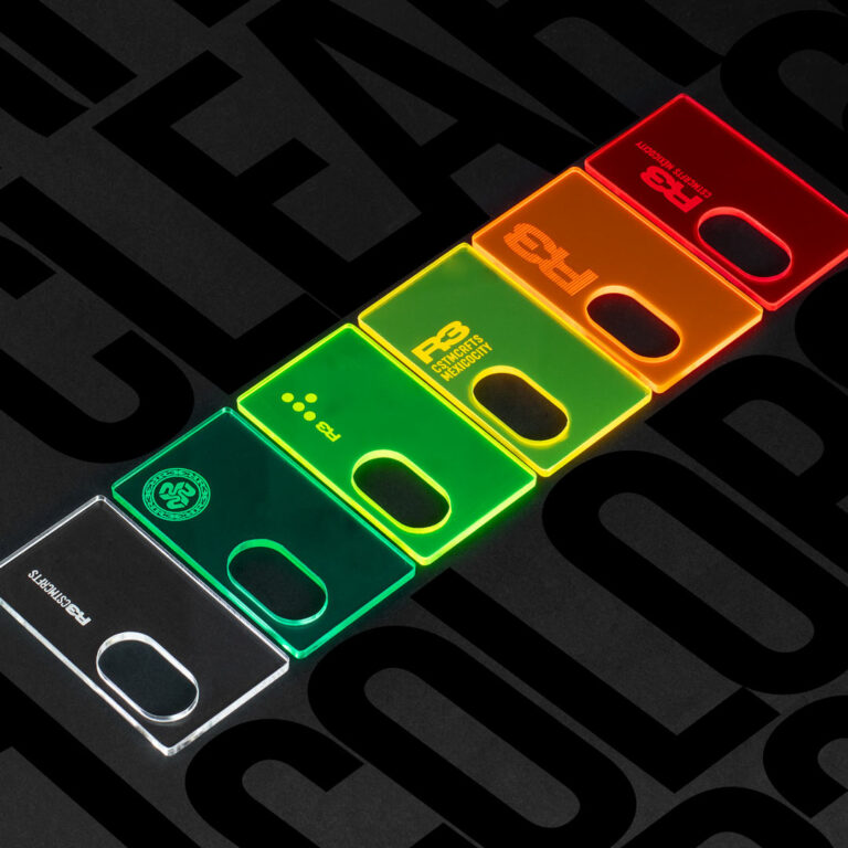 R3EJRQ-clear-colors