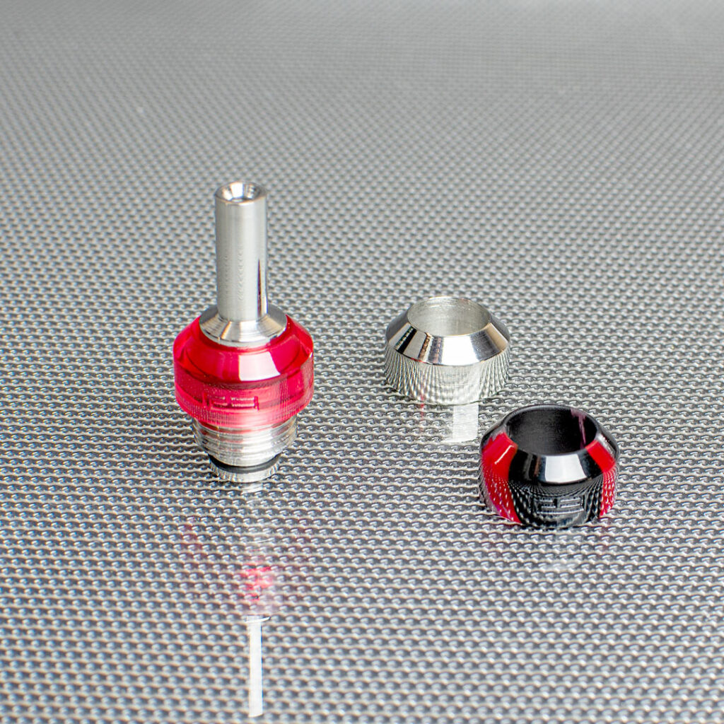 T-R3X-tall-red-&-rings